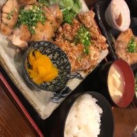 Photo taken at てしごとや ふくの鳥 飯田橋店 by Tarou Y. on 8/7/2019