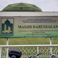 Photo taken at Masjid Darussalam (Mosque) by Hazieq A. on 11/9/2018