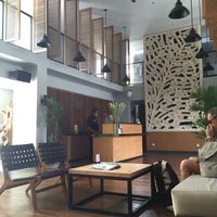 Photo taken at Hotel NEO+ Kuta Legian by Tanya I. on 4/29/2015