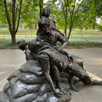 Photo taken at Vietnam Women&amp;#39;s Memorial by Rolling Stone on 9/24/2022