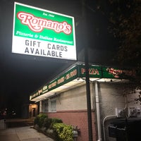 Photo taken at Romanos Pizzeria And Italian Restaurant by Rolling Stone on 12/21/2018