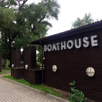 Снимок сделан в Boathouse пользователем Piotr J. 8/23/2017