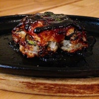 รูปภาพถ่ายที่ Waiiha Sushi &amp;amp; Japanese Dining โดย Mary K. เมื่อ 2/28/2014