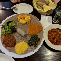 2/24/2019 tarihinde Lizyziyaretçi tarafından Walia Ethiopian Cuisine'de çekilen fotoğraf