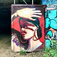 Photo taken at Parkland Walk (Finsbury Park to Crouch End Section) by Annie H. on 8/28/2021