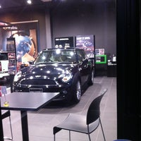 Photos At Mini三宮 Automotive Shop In 灘区