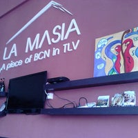 5/4/2013 tarihinde Andrew G.ziyaretçi tarafından La Masia'de çekilen fotoğraf