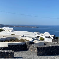 Снимок сделан в Santo Maris Oia Luxury Suites and Spa in Santorini пользователем Stratis V. 10/26/2022