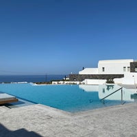 Photo taken at Santo Maris Oia Luxury Suites and Spa in Santorini by Stratis V. on 10/26/2022