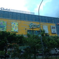 Photo taken at Giant Hypermarket by Safuan dan S. on 3/30/2013