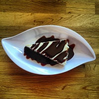 รูปภาพถ่ายที่ Sipz Vegetarian Fusion Café โดย Justin K. เมื่อ 9/30/2012