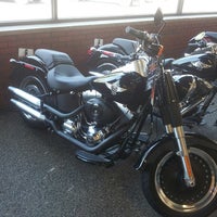 Foto diambil di Liberty Harley-Davidson oleh Juan J. pada 9/11/2013