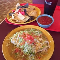 Снимок сделан в El Chubby&amp;#39;s Fresh Mexican Grill пользователем Tim B. 10/8/2015