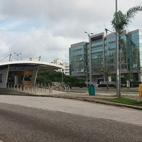 Photo taken at BRT - Estação Recreio Shopping by Luiz D. on 5/23/2017