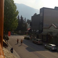 banff brewsters lodge mountain