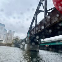 Photo taken at 旧 東京都港湾局晴海線 晴海橋梁 by nakanao on 3/18/2023