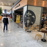 Photo taken at Starbucks by Thierry B. on 5/6/2019