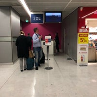 Photo taken at Gate B15 by Thierry B. on 5/30/2018