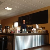 5/15/2013 tarihinde John M.ziyaretçi tarafından heBREWS Coffee, Inc.'de çekilen fotoğraf