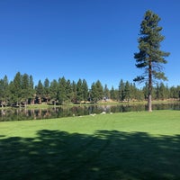 Foto diambil di Aspen Lakes Golf Course oleh MOHAN N. pada 8/31/2019