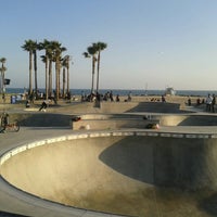 Photo taken at Venice Bike and Skate by Rodrigo C. on 5/11/2013