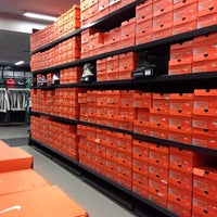 Nike Factory Store - Av. Canal de Miramontes