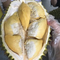 Photo taken at Fruit Top 1 Department Store- Durian King by Helen Do (. on 5/10/2017