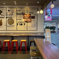 Photo taken at KFC (เคเอฟซี) by Earth S. on 10/3/2021