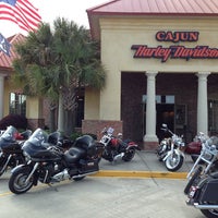 4/25/2013 tarihinde Lec C.ziyaretçi tarafından Cajun Harley-Davidson'de çekilen fotoğraf