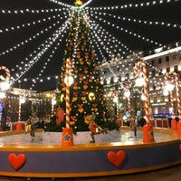 Photo taken at Фонтан на Манежной площади by Kirill Z. on 12/16/2019