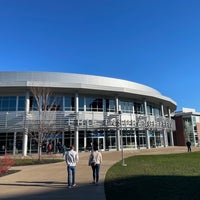 Foto tirada no(a) Erie Insurance Arena por Chris S. em 12/12/2021