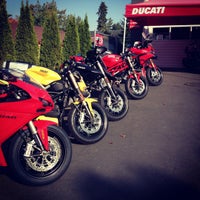 Foto diambil di Ducati Bellevue oleh Garrett N. pada 10/20/2012