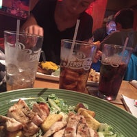 Photo taken at Applebee&amp;#39;s Grill + Bar by Luc V. on 8/6/2015