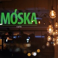 รูปภาพถ่ายที่ Moska Bar โดย Polina B. เมื่อ 4/28/2013