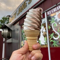 6/19/2021 tarihinde Mikeziyaretçi tarafından Mary Jane&amp;#39;s Dairy Bar'de çekilen fotoğraf