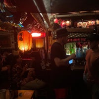 8/31/2022 tarihinde Mikeziyaretçi tarafından Sake Bar Decibel'de çekilen fotoğraf