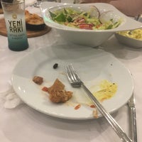 Foto tirada no(a) Köşem Restaurant por anıl d. em 11/24/2018