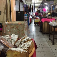 Photo taken at Mercado 5 De Septiembre Juchitán by Julio César M. on 4/5/2016