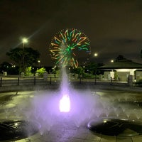 Photo taken at Kasai Rinkai Park Fountain by くそむし on 8/22/2023