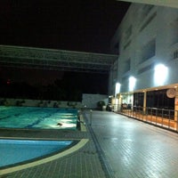 Photo taken at Swimming Pool : 71 Sports Club by Jennie S. on 8/20/2013