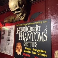 Foto tomada en French Quarter Phantoms Ghost Tour  por Nathalie N. el 10/30/2014