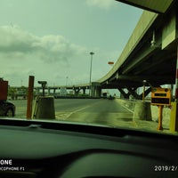 Photo taken at At Narong 2 (Port) Toll Plaza by Tha T. on 2/6/2019