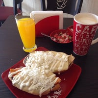 10/18/2014 tarihinde Fernando I.ziyaretçi tarafından El Café_cito'de çekilen fotoğraf