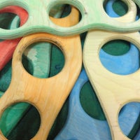 Снимок сделан в Общественная столярная мастерская &amp;quot;Механические деревянные шестеренки&amp;quot; пользователем Alexandra B. 12/1/2012