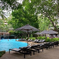 Foto diambil di Garden Pool @ Hilton Phuket Arcadia Resort &amp;amp; Spa oleh Ryan T. pada 8/10/2019