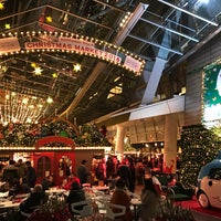 Photo taken at Roppongi Hills Christmas Market by Ryan T. on 12/20/2016