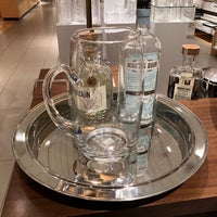 Photo taken at Crate &amp; Barrel by Christian A. on 1/27/2018