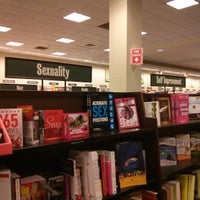 Barnes Noble Bookstore In Northeast Raleigh