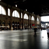 Zurich Hauptbahnhof City 人の訪問者 から 235個のtips 件