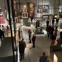 Photo taken at Museum Hof van Busleyden by Francois D. on 11/20/2022